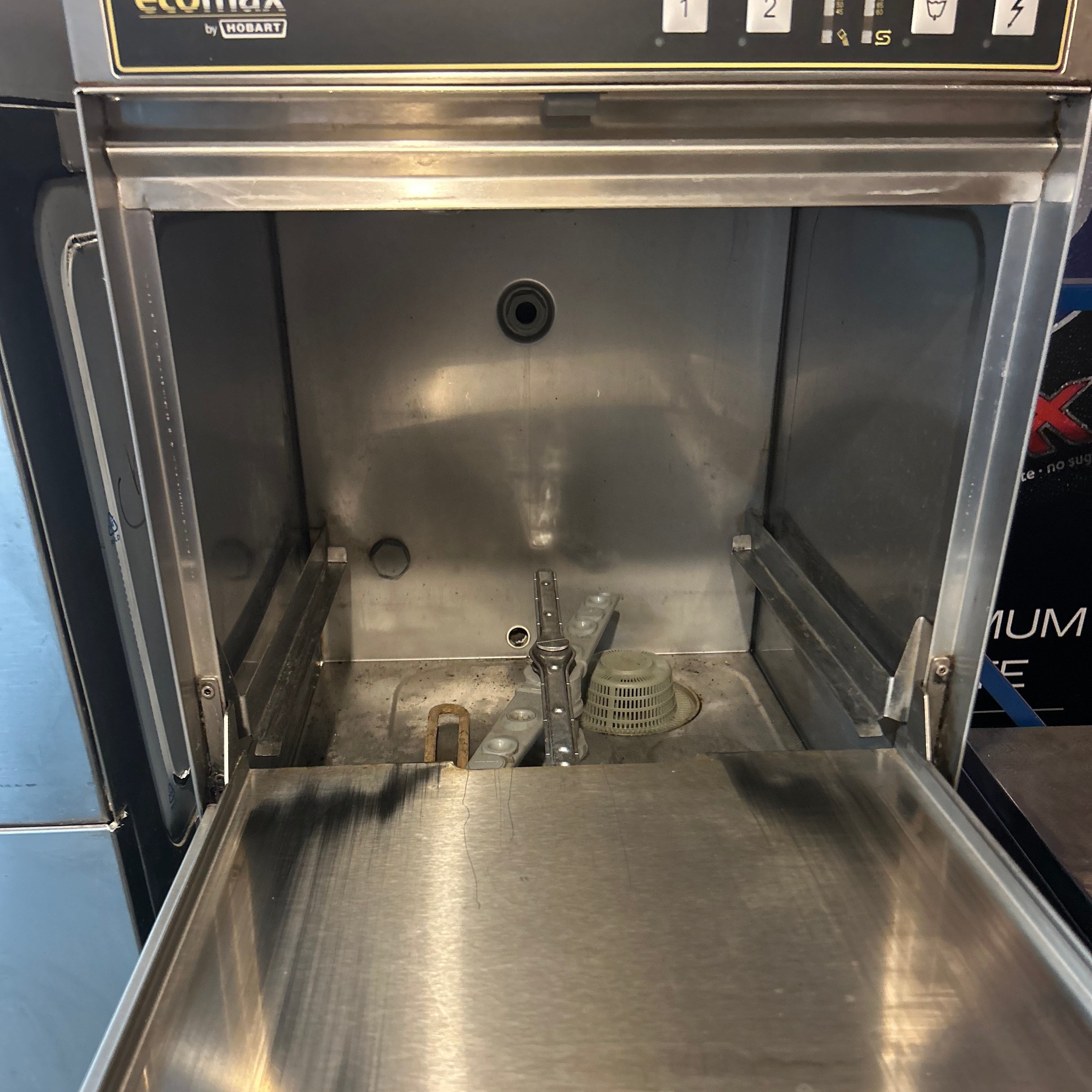 Ecomax Hobart Commercial Glass Washer