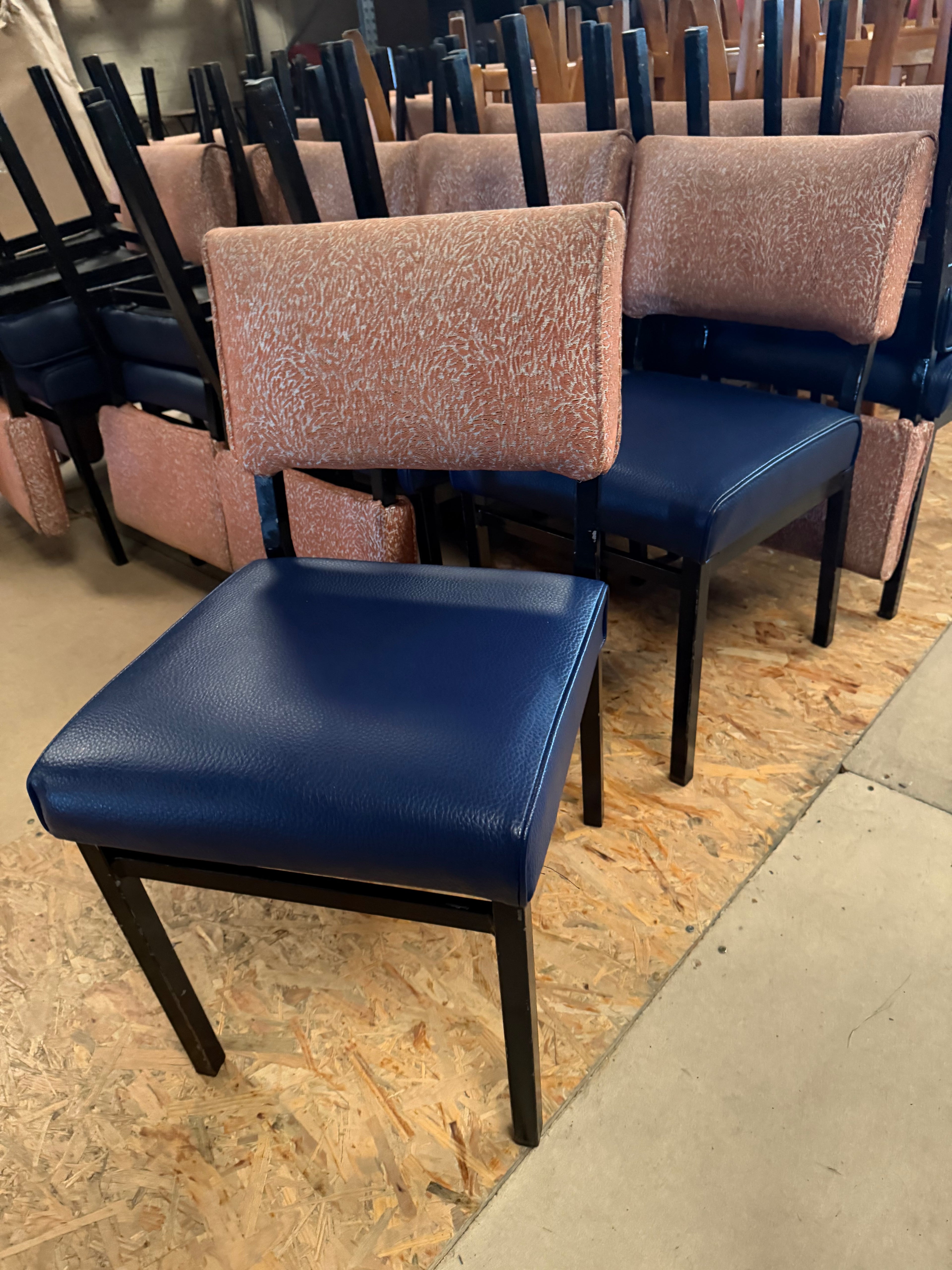 Solid Bar/Restaurant Chair