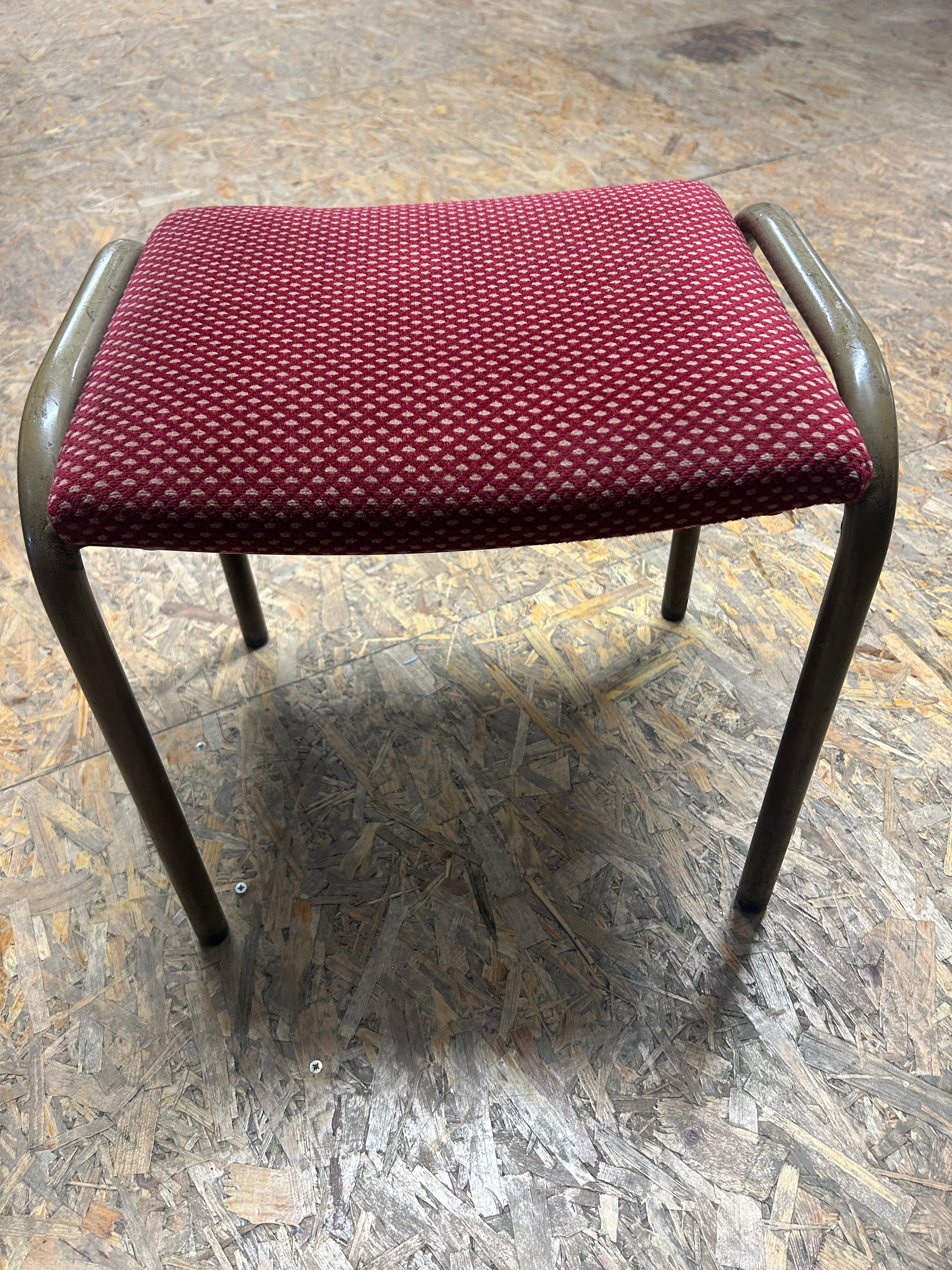 Vintage Solid Low Bar Stool