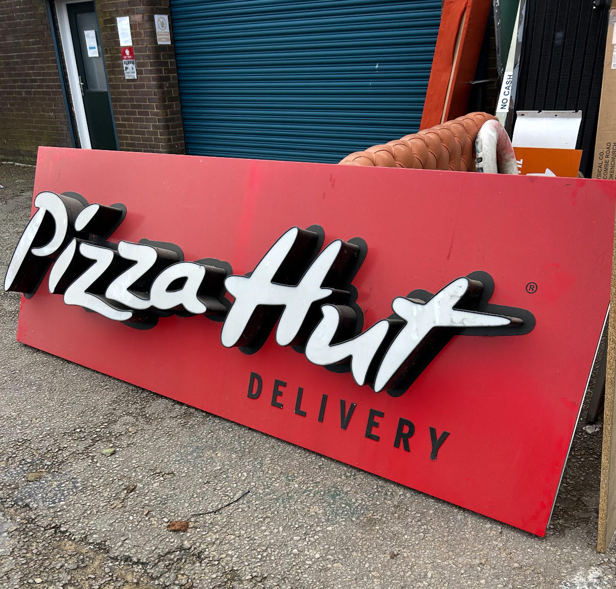 Large Retro Pizza Hut Sign